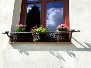 Kovane-okenni-ohradky-zabrany